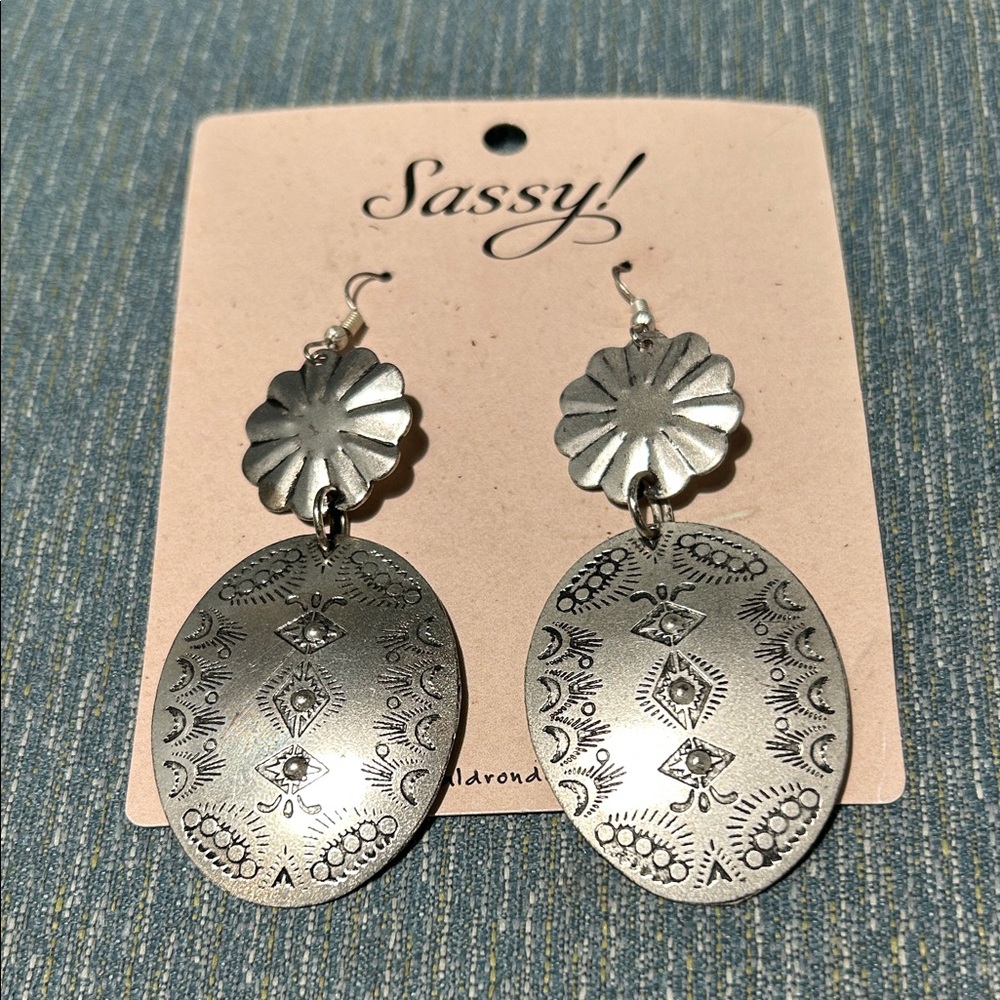 NWT Silver Floral Dangle Earrings